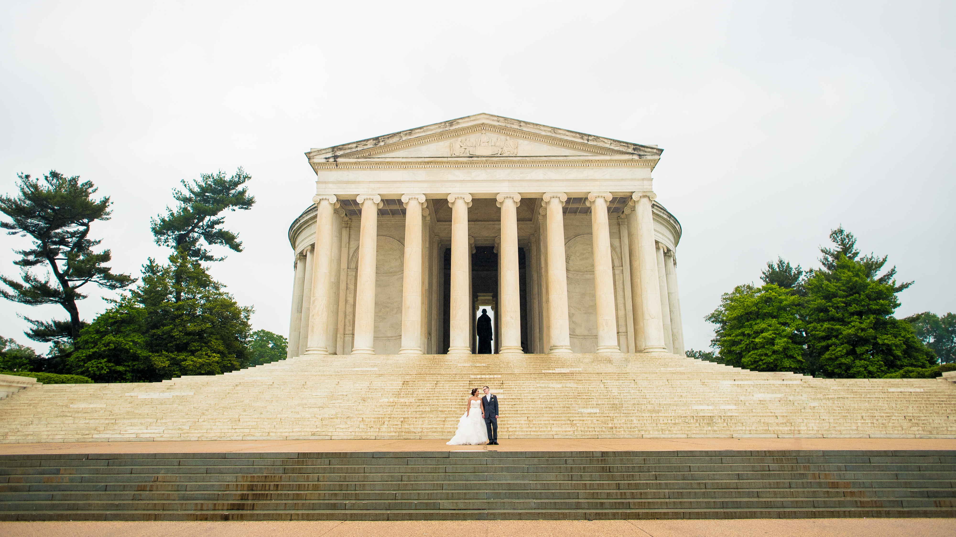 Jefferson Memorial Washington wedding photos