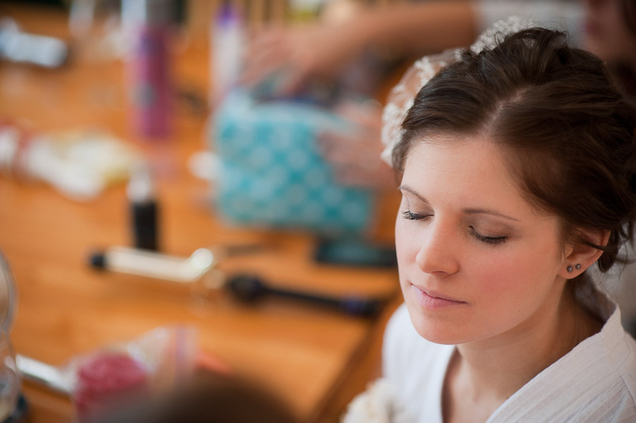 Wintergreen-Virginia-Wedding-Photography-30 Bride getting ready with makeup