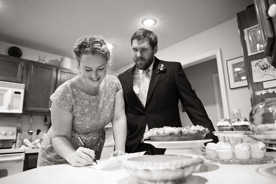 Small wedding in home Small wedding in home