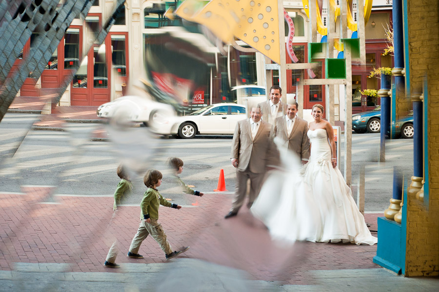 Louisville-Wedding-Ali-Center-Highland-Baptist-21C-Museum-Photography-12 funny downtown louisville wedding portrait in mirrors