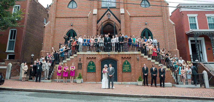 Funny animation of the wave by entire wedding crowd