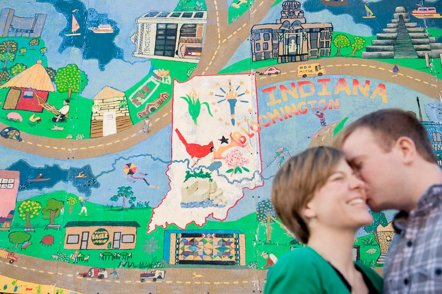 Bloomington-Indiana-Engagement-Wedding-Photography-Hannah-Alex-01 bloomington indiana graffiti engagement photos
