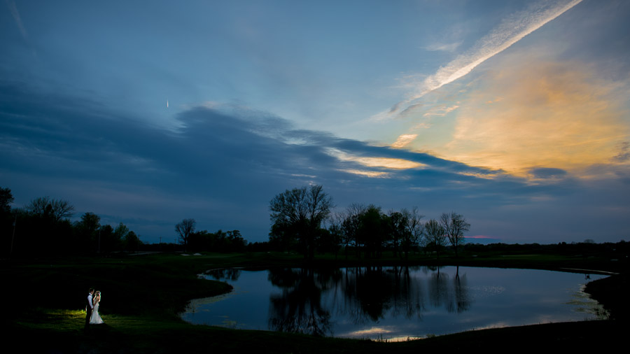 Indianapolis-Purgatory-Golf-Club-Noblesville-Wedding-Photography-Steph-Drew-15 gorgeous, stunning portrait of bride and groom at noblesville wedding in Indiana