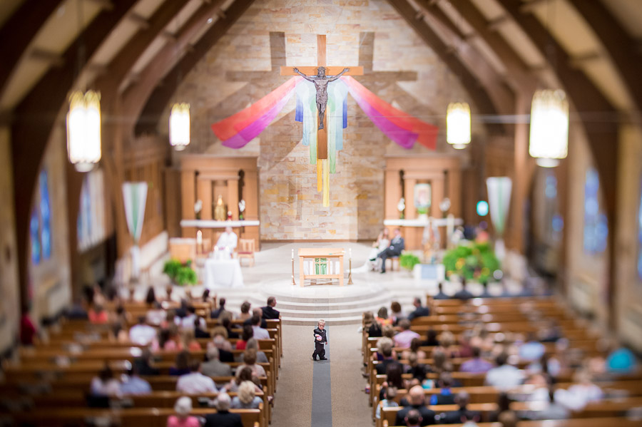 Indianapolis-Purgatory-Golf-Club-Noblesville-Wedding-Photography-Steph-Drew-05 Artistic and creative ceremony moment at Indianapolis wedding