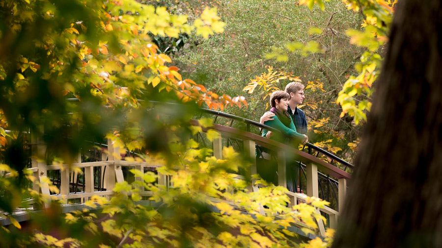 colonial-williamsburg-william-and-mary-college-engagement-photography-megan-will-07 Colorful, casual, creative engagement photos at William and Mary in Williamsburg, VA